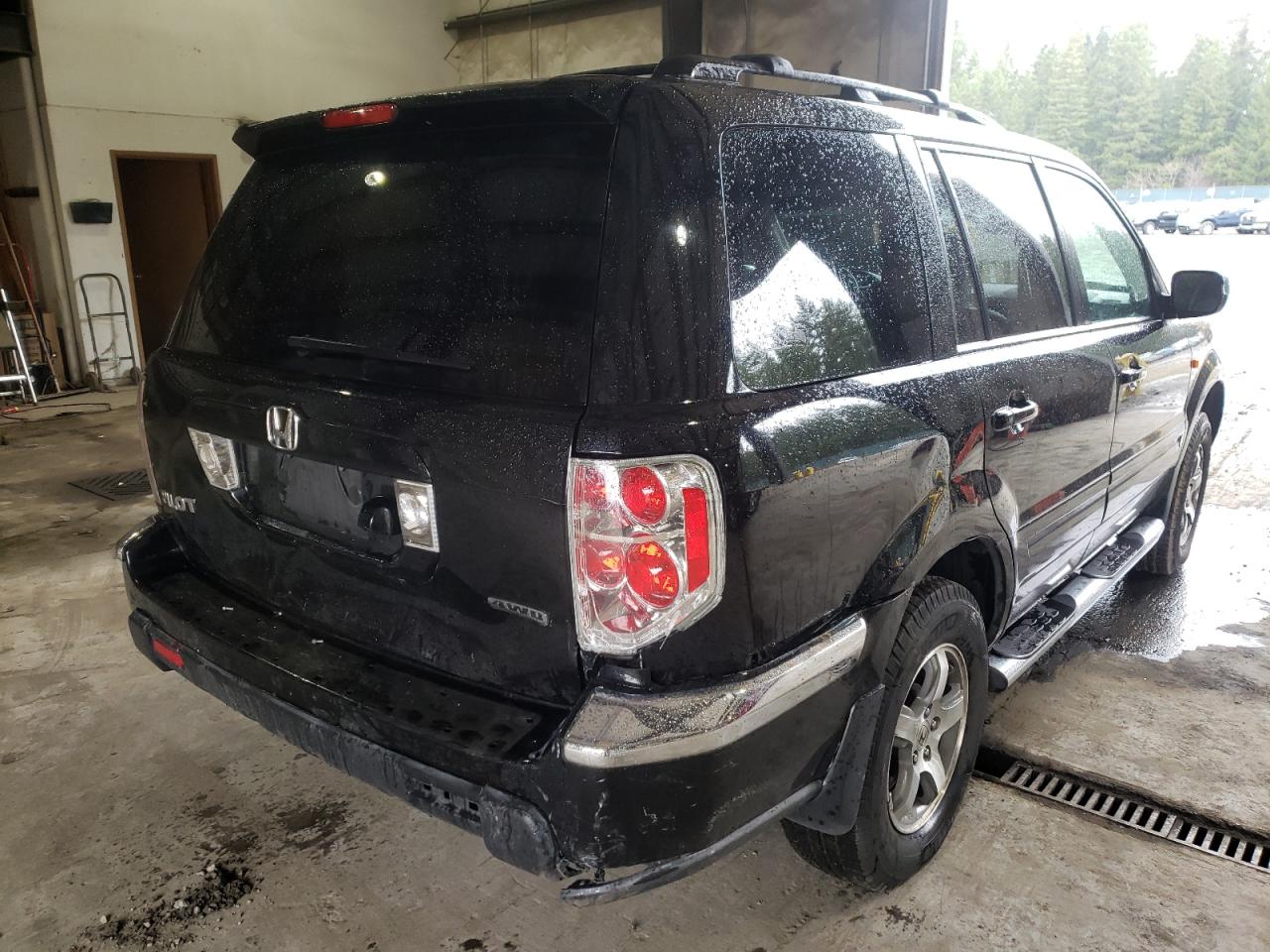 Photo 4 from auction – 2007 HONDA PILOT EXL with VIN 5FNYF18767B028678