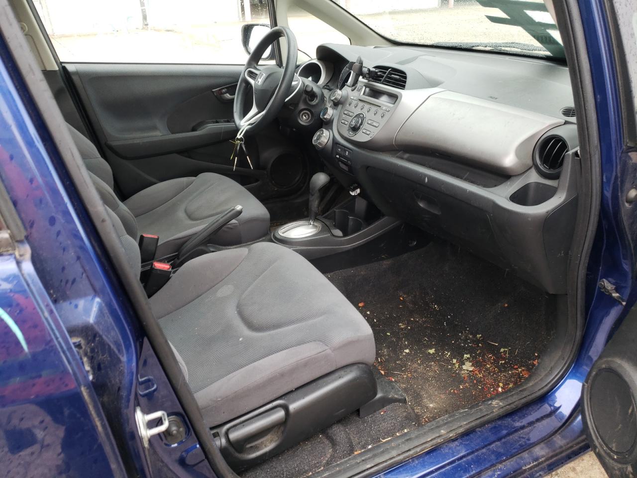 Photo 5 from auction – 2013 HONDA FIT with VIN JHMGE8H35DC041918