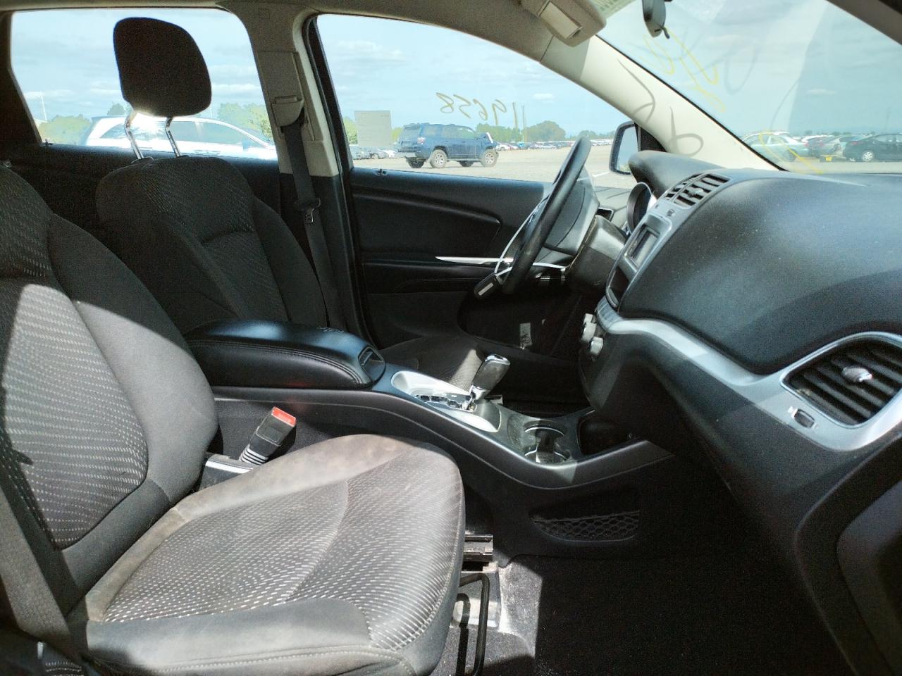Photo 5 from auction – 2014 DODGE JOURNEY SE with VIN 3C4PDCAB2ET226958