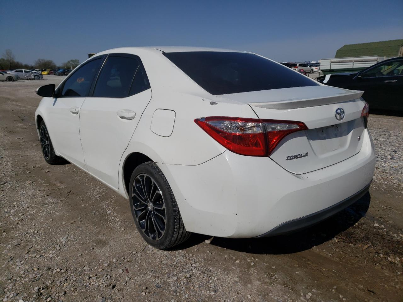 Photo 3 from auction – 2015 TOYOTA COROLLA L with VIN 5YFBURHE5FP219861