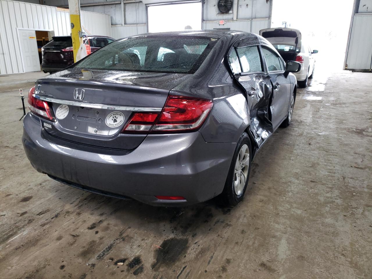 Photo 4 from auction – 2015 HONDA CIVIC LX with VIN 19XFB2F58FE120499