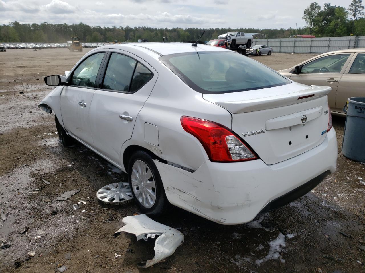 Photo 3 from auction – 2016 NISSAN VERSA S with VIN 3N1CN7APXGL858272