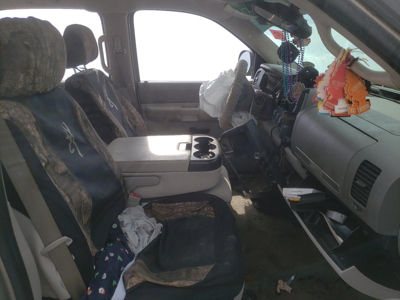 Photo 5 from auction – 2009 GMC SIERRA C15 with VIN 3GTEC23019G107460