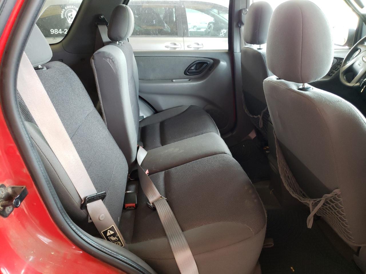 Photo 6 from auction – 2002 FORD ESCAPE XLT with VIN 1FMYU03192KC08067