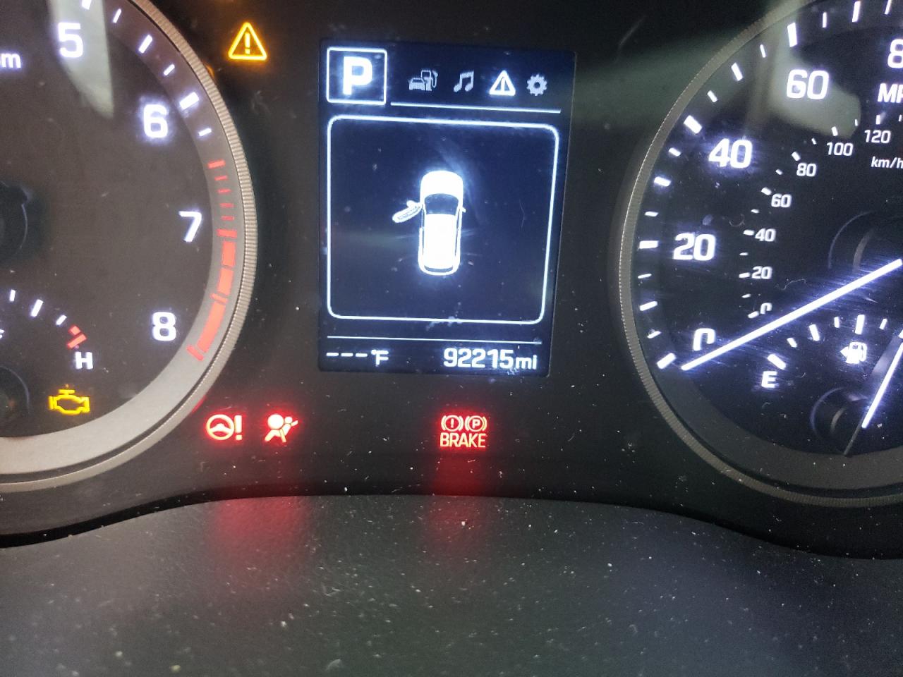 Photo 8 from auction – 2016 HYUNDAI TUCSON SE with VIN KM8J23A45GU112504
