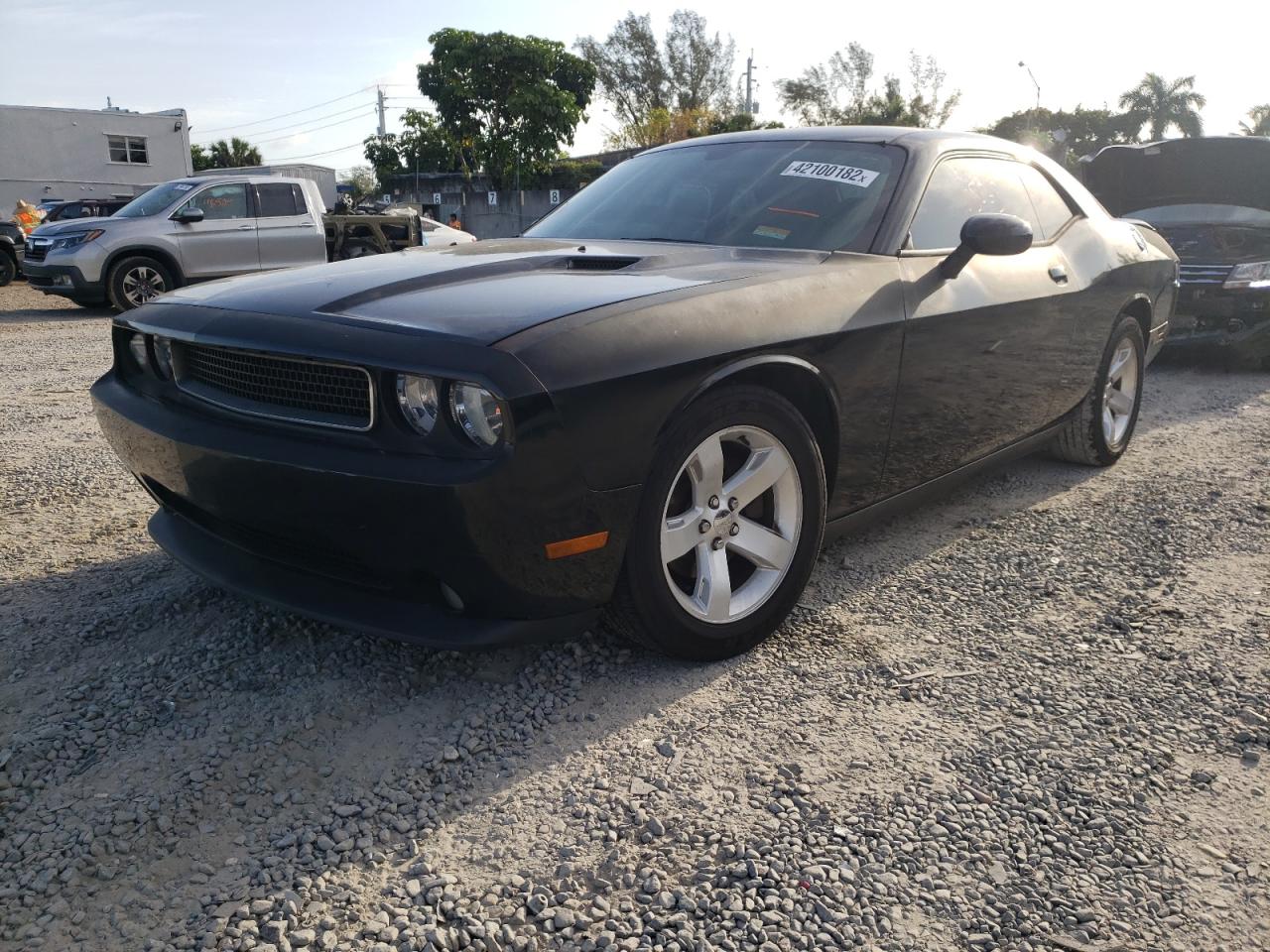 Photo 2 from auction – 2013 DODGE CHALLENGER with VIN 2C3CDYAG3DH535745