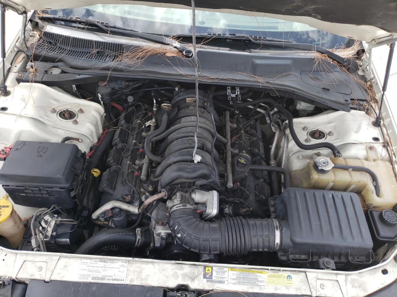 Photo 7 from auction – 2008 CHRYSLER 300C with VIN 2C3KA63H28H137849