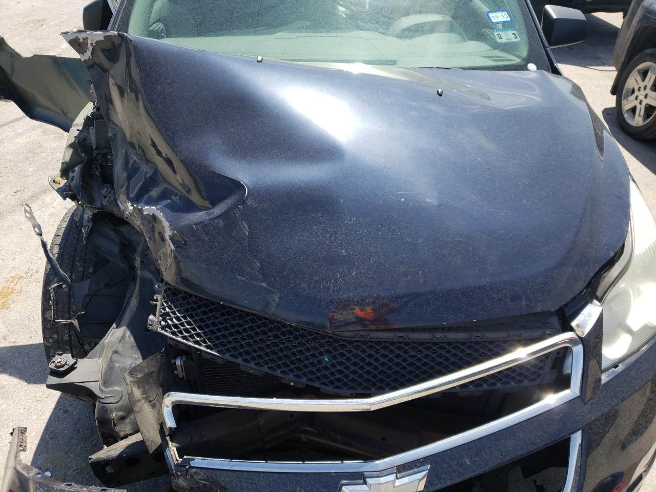 Photo 7 from auction – 2011 CHEVROLET TRAVERSE L with VIN 1GNKRFED2BJ184925