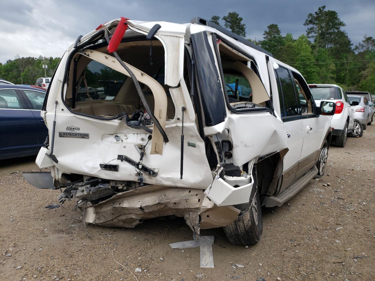 Photo 4 from auction – 2014 FORD EXPEDITION with VIN 1FMJU1H55EEF61640