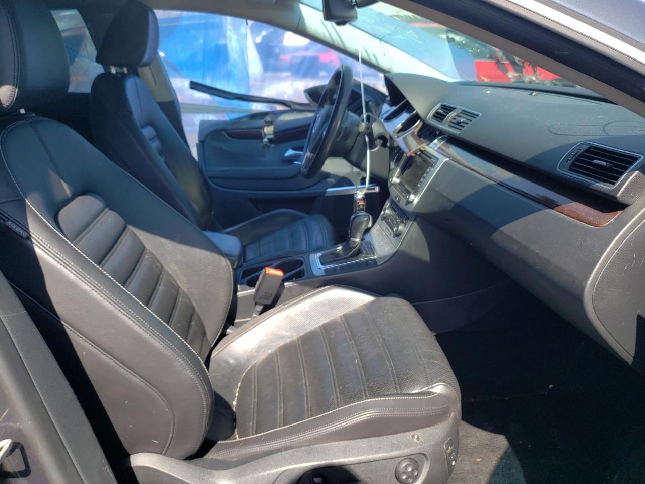 Photo 5 from auction – 2012 VOLKSWAGEN CC VR6 4MO with VIN WVWGU7AN0CE547363
