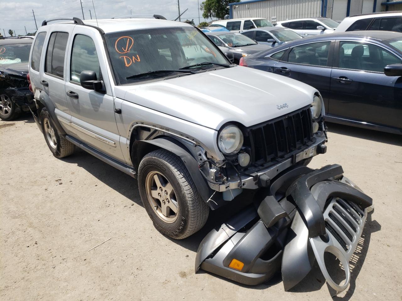 JEEP LIBERTY SP 2006 with VIN 1J4GK48KX6W153474 - Photo from auction