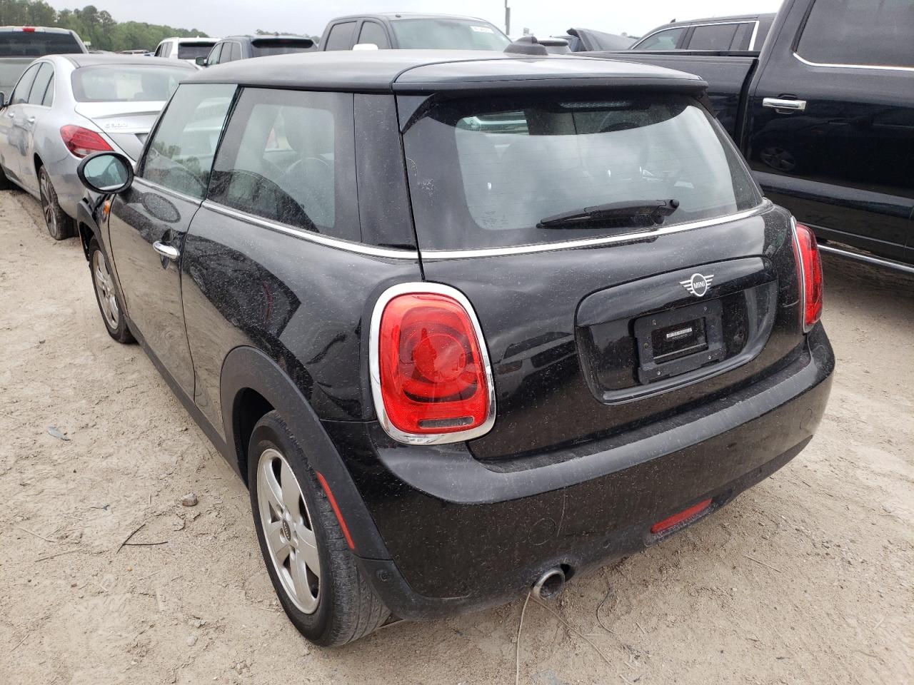 Photo 3 from auction – 2019 MINI COOPER with VIN WMWXP5C5XK2H95337