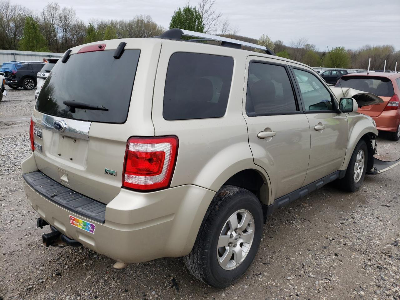 Photo 4 from auction – 2010 FORD ESCAPE LIM with VIN 1FMCU9EGXAKC44493
