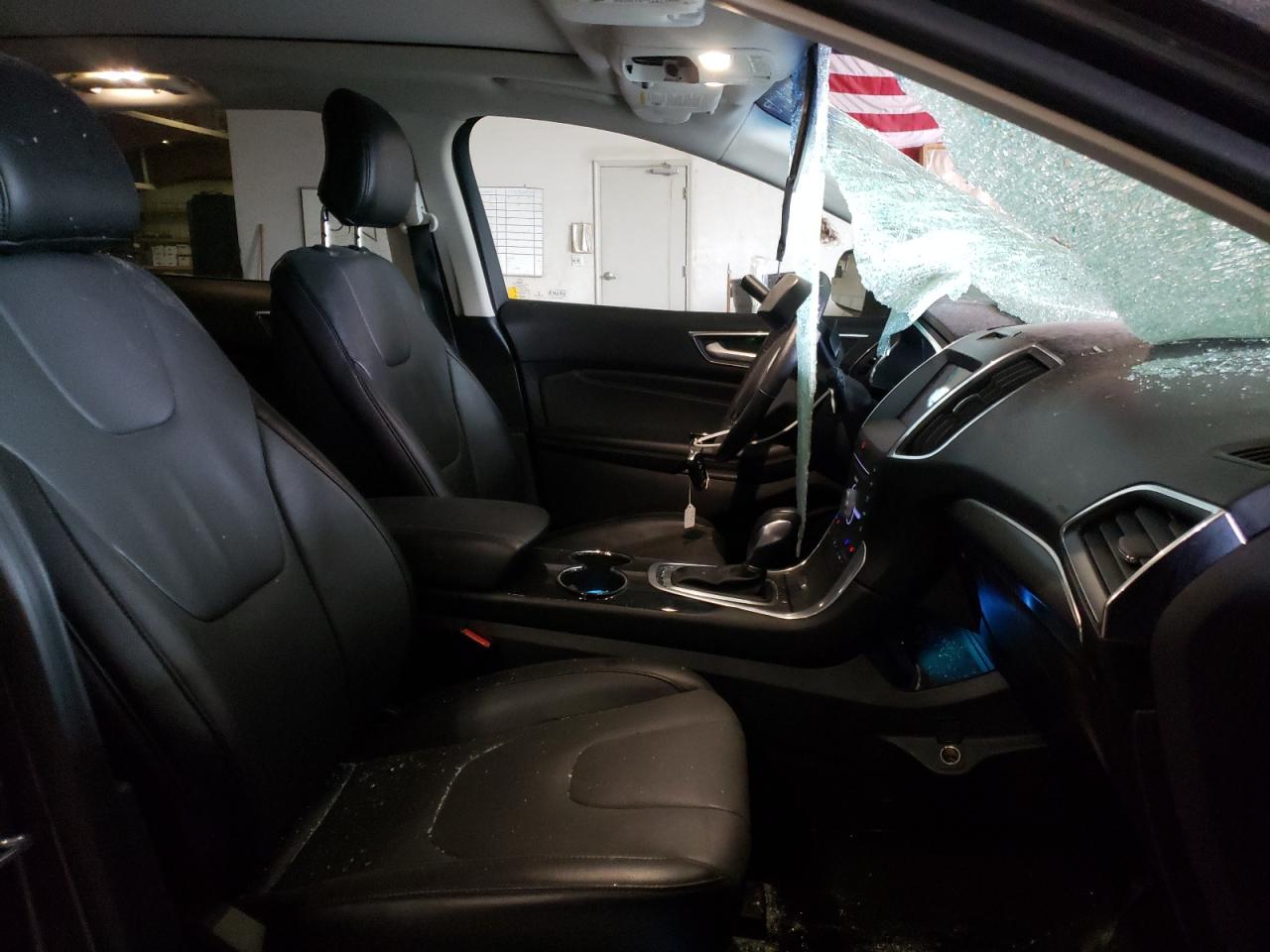 Photo 5 from auction – 2018 FORD EDGE TITAN with VIN 2FMPK4K82JBB87322