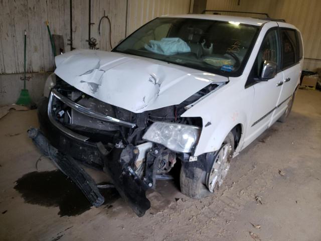 Photo 2 from auction – 2012 CHRYSLER TOWN & COU with VIN 2C4RC1CG0CR314187