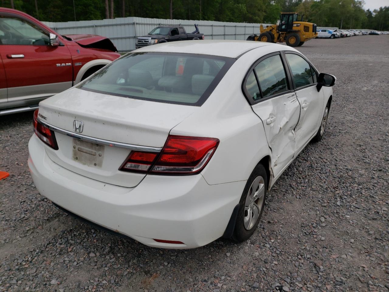 Photo 4 from auction – 2015 HONDA CIVIC LX with VIN 2HGFB2F53FH538605