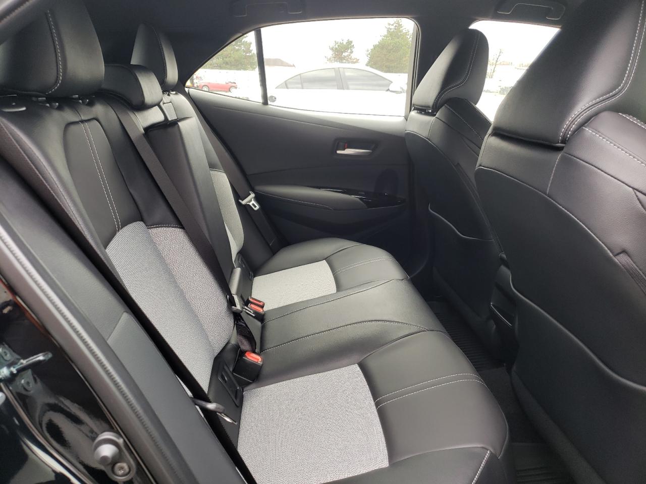 Photo 6 from auction – 2022 TOYOTA COROLLA XS with VIN JTNC4MBE4N3164872
