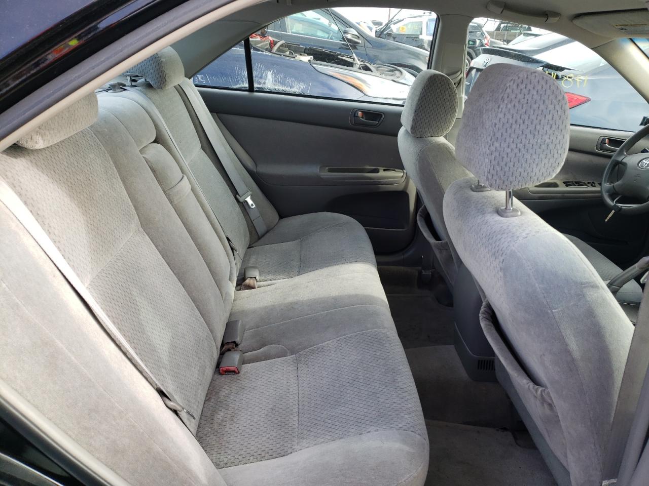 Photo 6 from auction – 2004 TOYOTA CAMRY LE with VIN 4T1BE32K34U330753