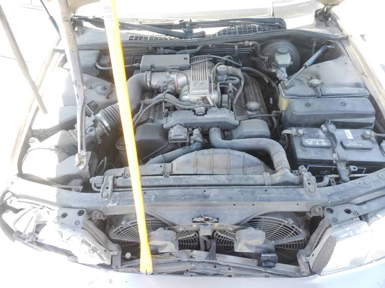 Photo 7 from auction – 1994 LEXUS LS 400 with VIN JT8UF11E2R0203113
