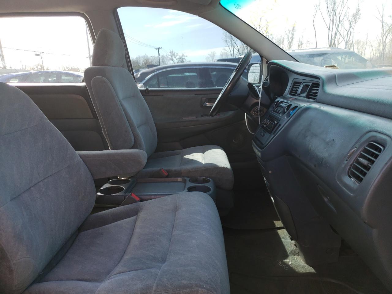 Photo 5 from auction – 2001 HONDA ODYSSEY with VIN 2HJRL18191H624762