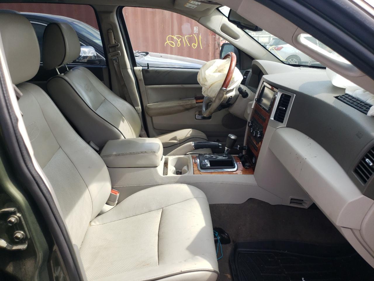 Photo 5 from auction – 2008 JEEP GRAND CHER with VIN 1J8HR68228C174432