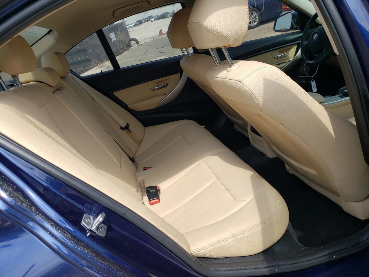 Photo 6 from auction – 2018 BMW 320 I with VIN WBA8E1G52JNU89997