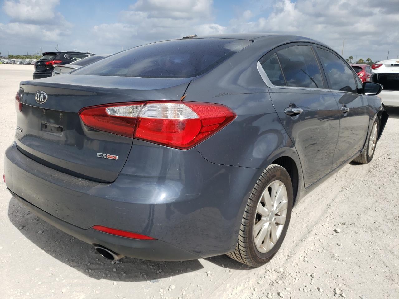 Photo 4 from auction – 2014 KIA FORTE EX with VIN KNAFX4A81E5086072