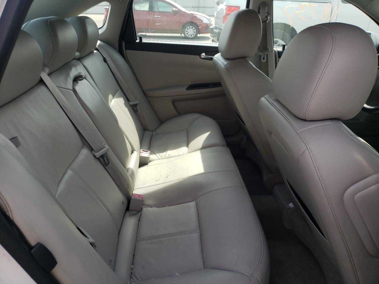 Photo 6 from auction – 2010 CHEVROLET IMPALA LTZ with VIN 2G1WC5EM8A1154593