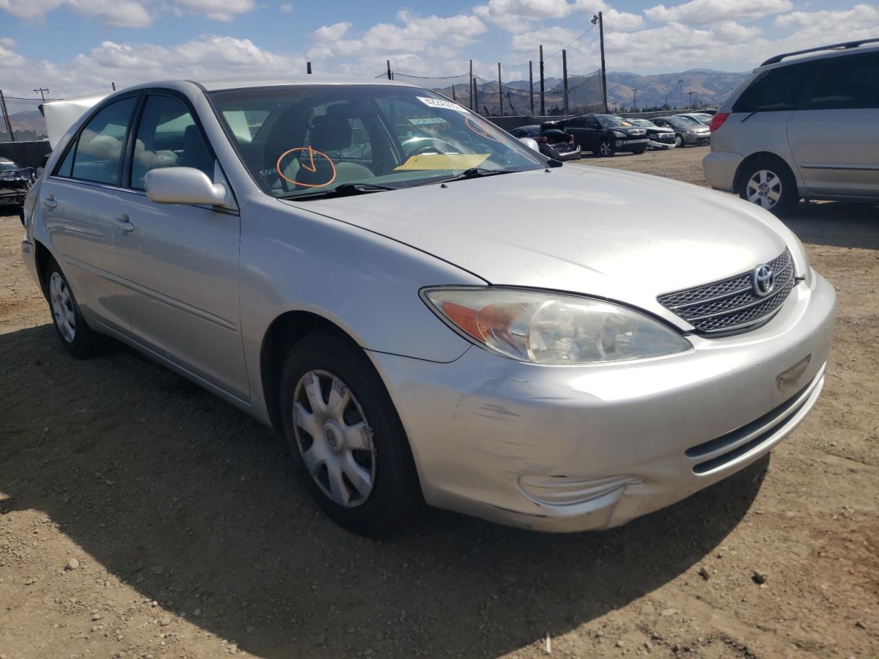 TOYOTA CAMRY LE 2003 with VIN 4T1BE30K43U739913 - Photo from auction