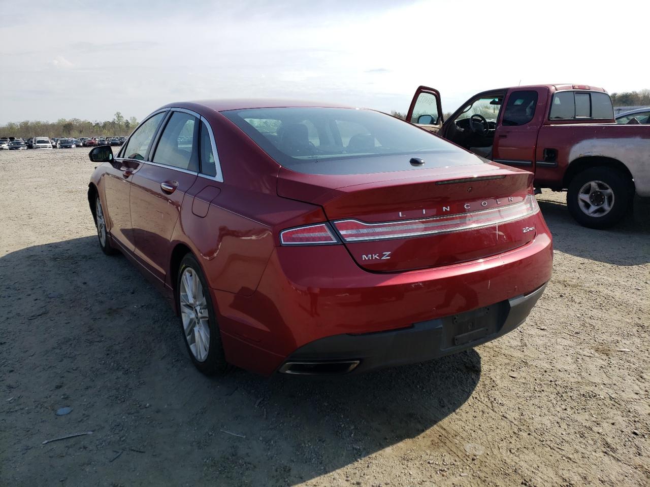 Photo 3 from auction – 2015 LINCOLN MKZ with VIN 3LN6L2G95FR600356
