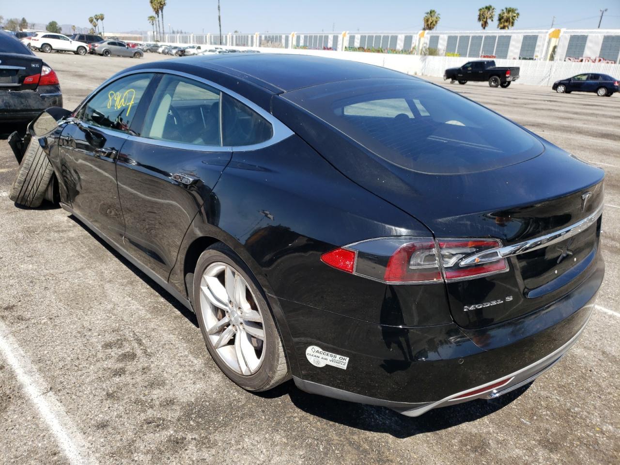 Photo 3 from auction – 2014 TESLA MODEL S with VIN 5YJSA1S14EFP38751