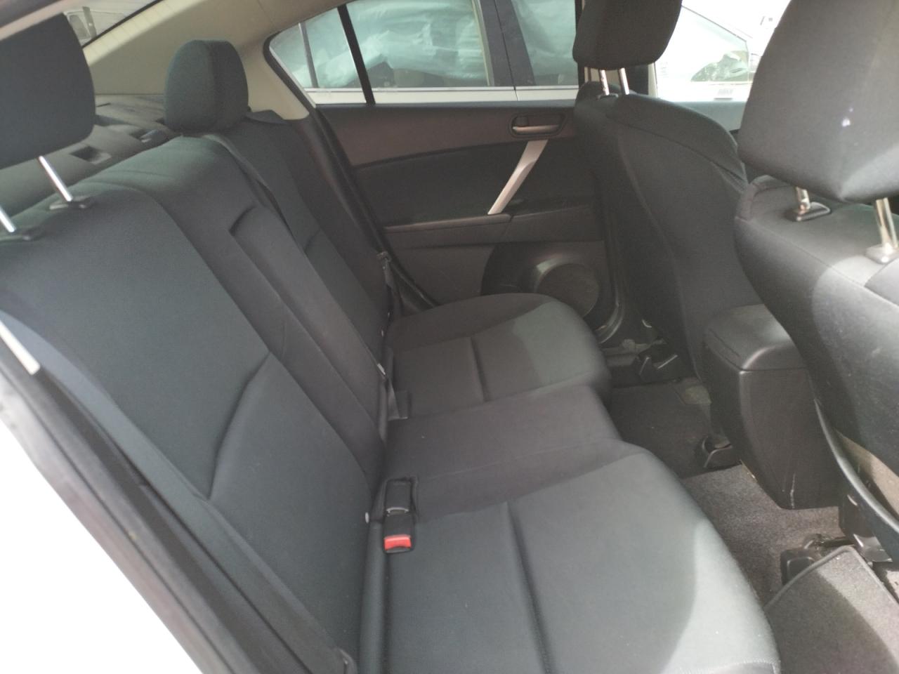 Photo 6 from auction – 2011 MAZDA 3 S with VIN JM1BL1U61B1484486