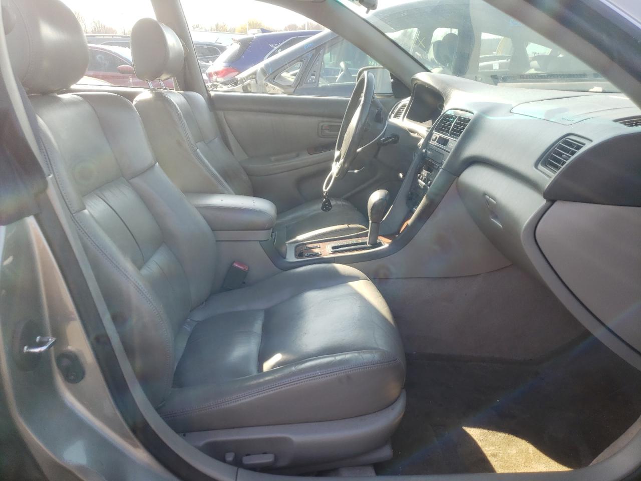 Photo 5 from auction – 1997 LEXUS ES300 with VIN JT8BF22GXV0068907