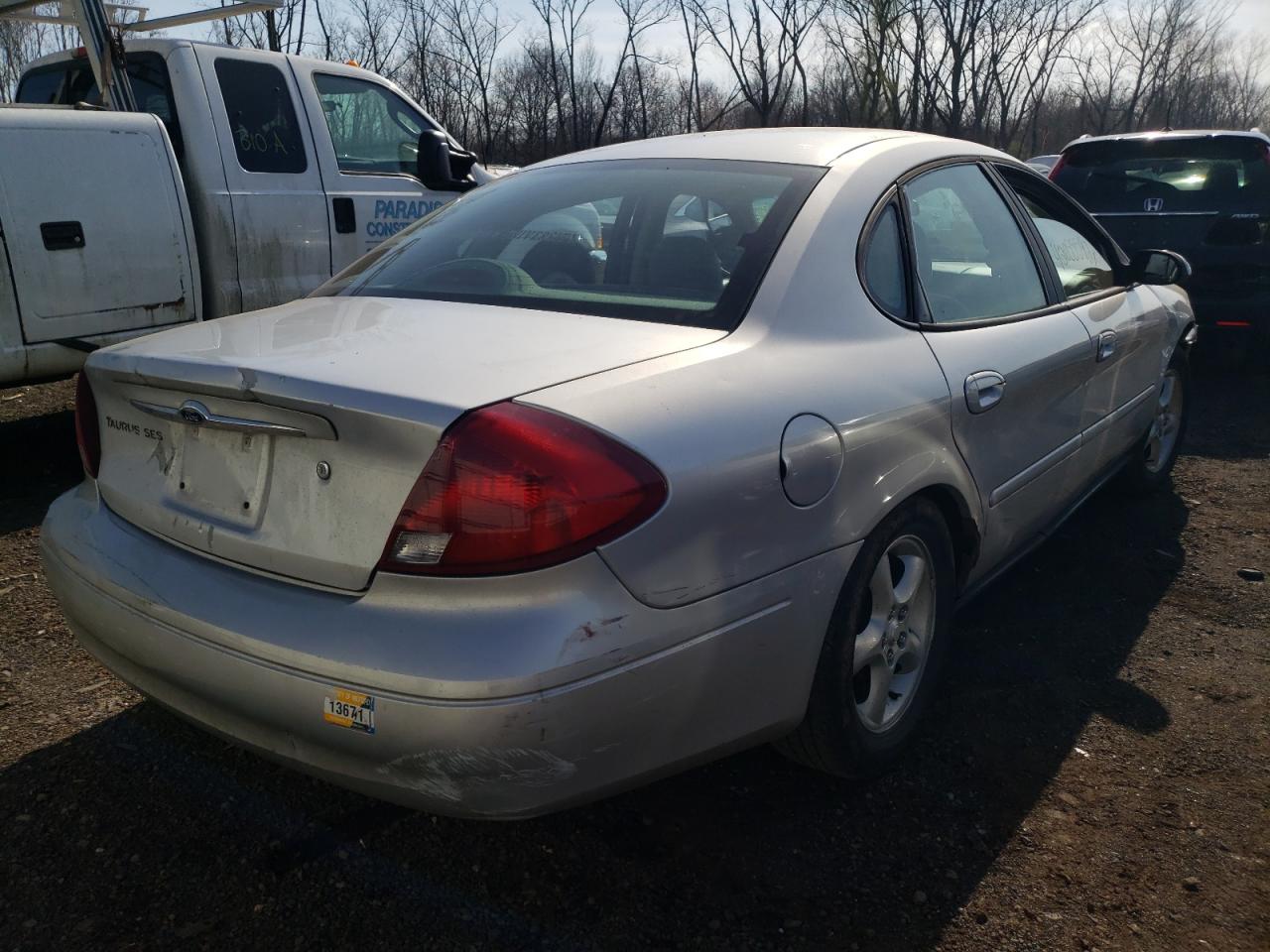 Photo 4 from auction – 2000 FORD TAURUS SES with VIN 1FAFP55U0YA252664