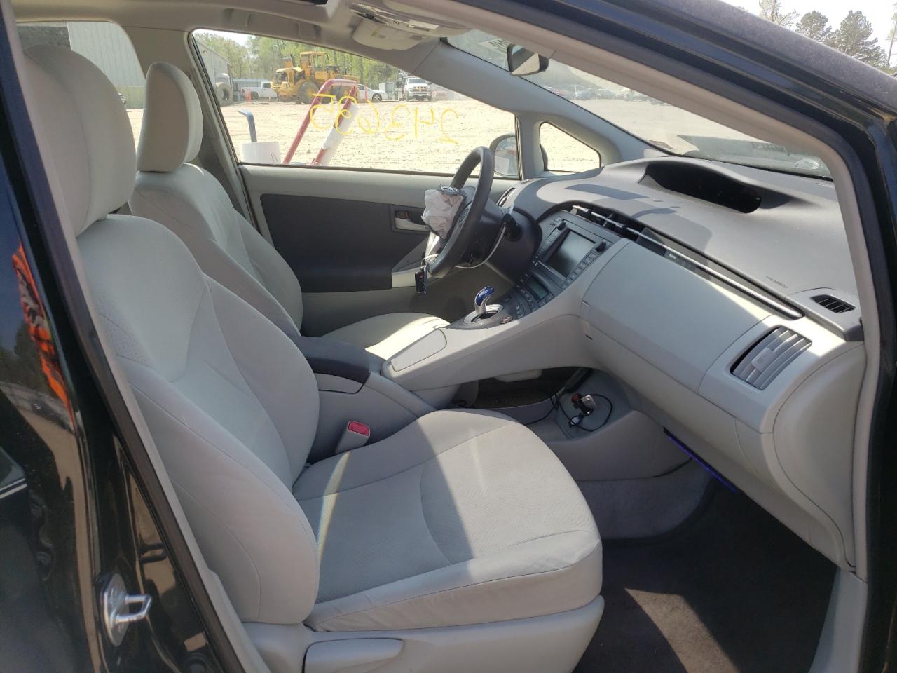 Photo 5 from auction – 2010 TOYOTA PRIUS with VIN JTDKN3DUXA0206131