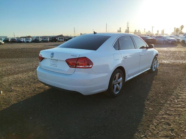 Photo 4 from auction – 2013 VOLKSWAGEN PASSAT SE with VIN 1VWBN7A32DC022904