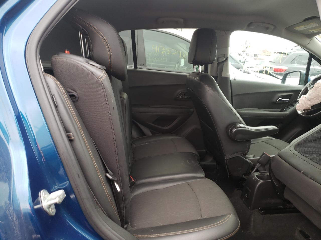 Photo 6 from auction – 2019 CHEVROLET TRAX 1LT with VIN 3GNCJLSBXKL204408