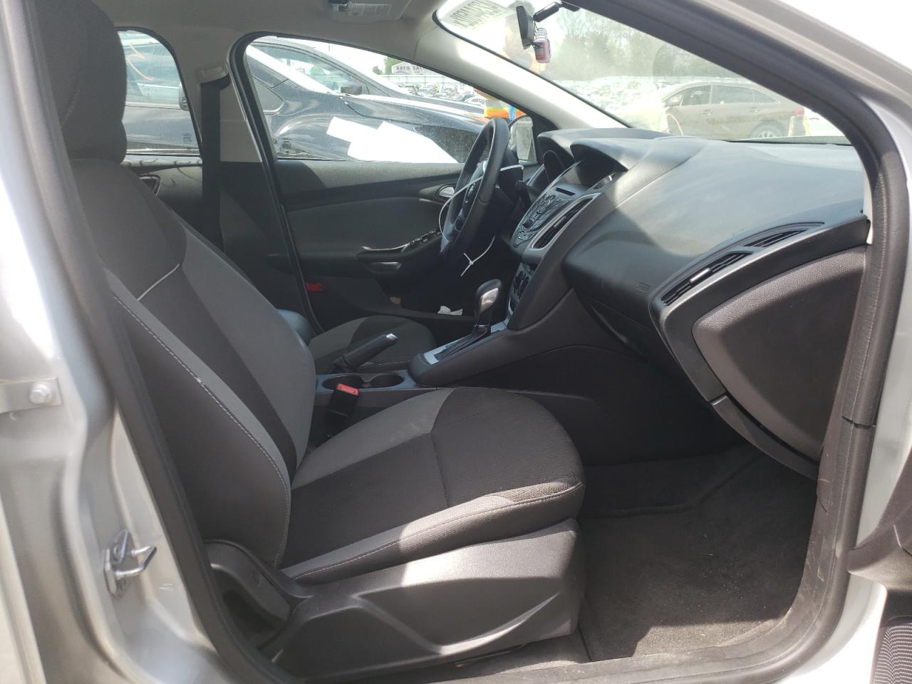 Photo 5 from auction – 2014 FORD FOCUS SE with VIN 1FADP3F25EL361355