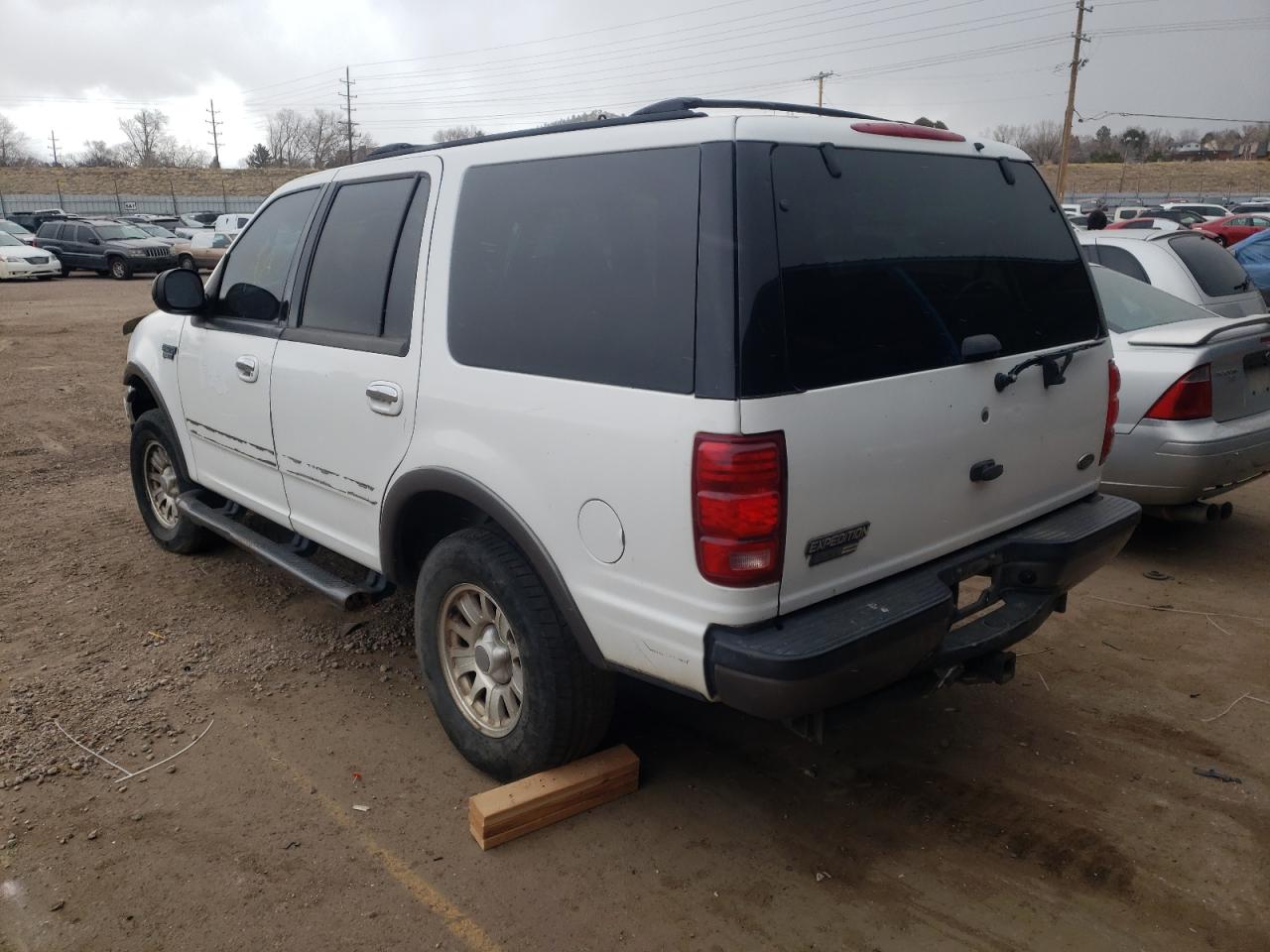 Photo 3 from auction – 2000 FORD EXPEDITION with VIN 1FMPU16L7YLA88612