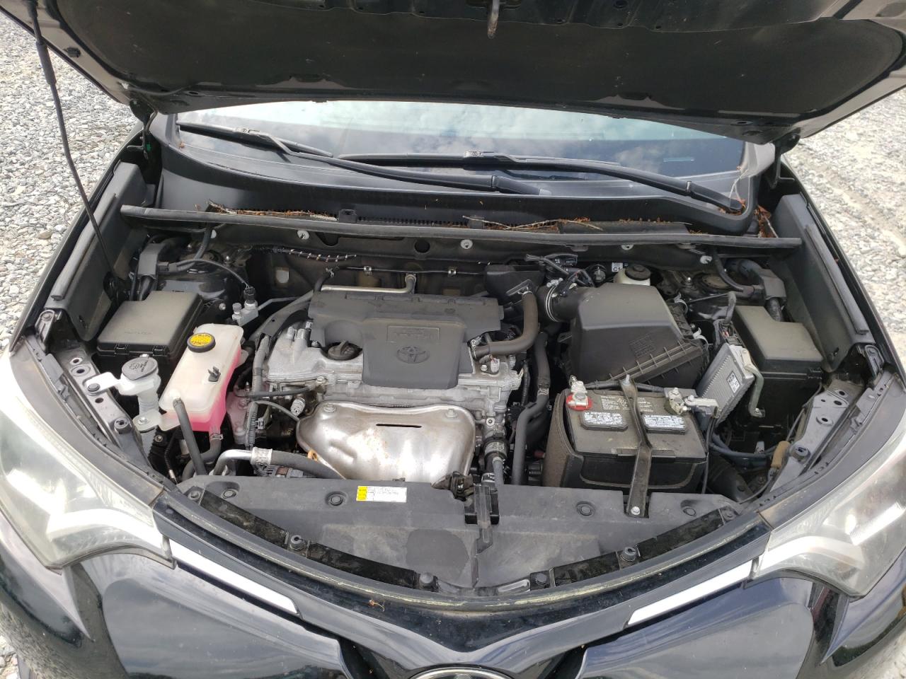 Photo 7 from auction – 2017 TOYOTA RAV4 LE with VIN 2T3ZFREV1HW356401