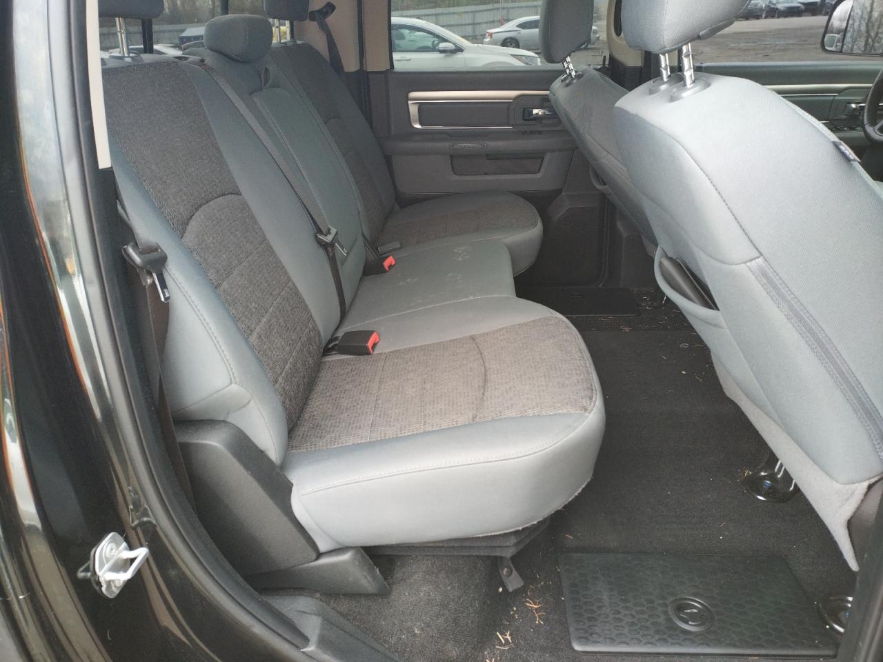 Photo 6 from auction – 2018 RAM 1500 SLT with VIN 1C6RR7TT7JS174172