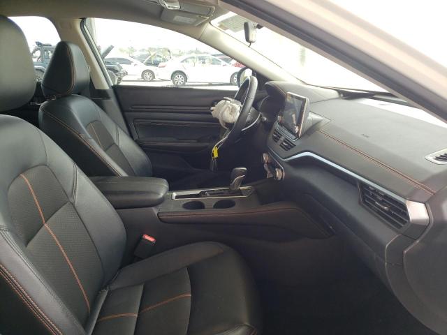 Photo 5 from auction – 2019 NISSAN ALTIMA SR with VIN 1N4BL4CV4KC162879