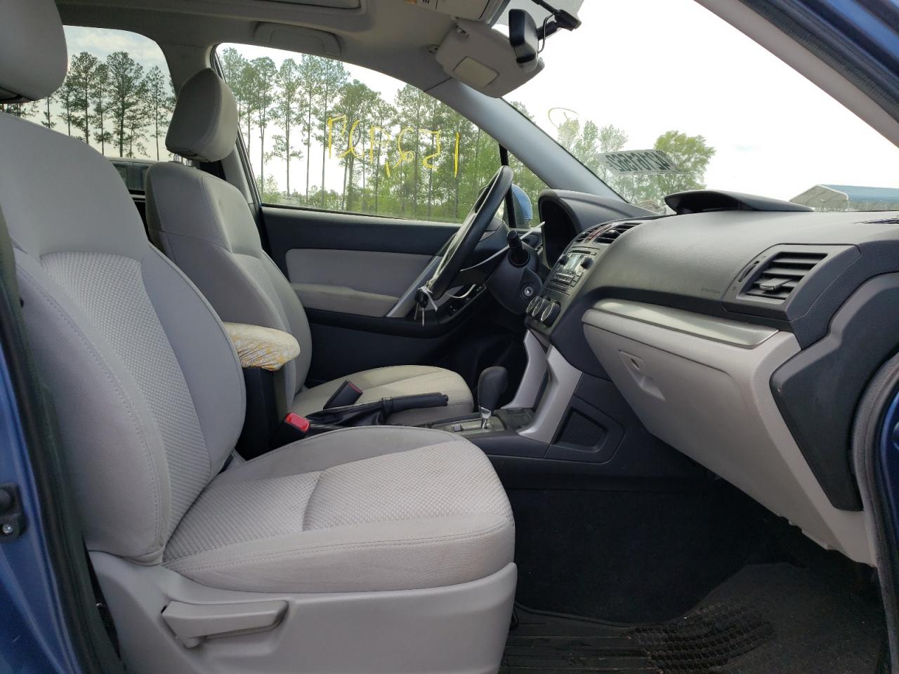 Photo 5 from auction – 2015 SUBARU FORESTER 2 with VIN JF2SJADC0FH403875