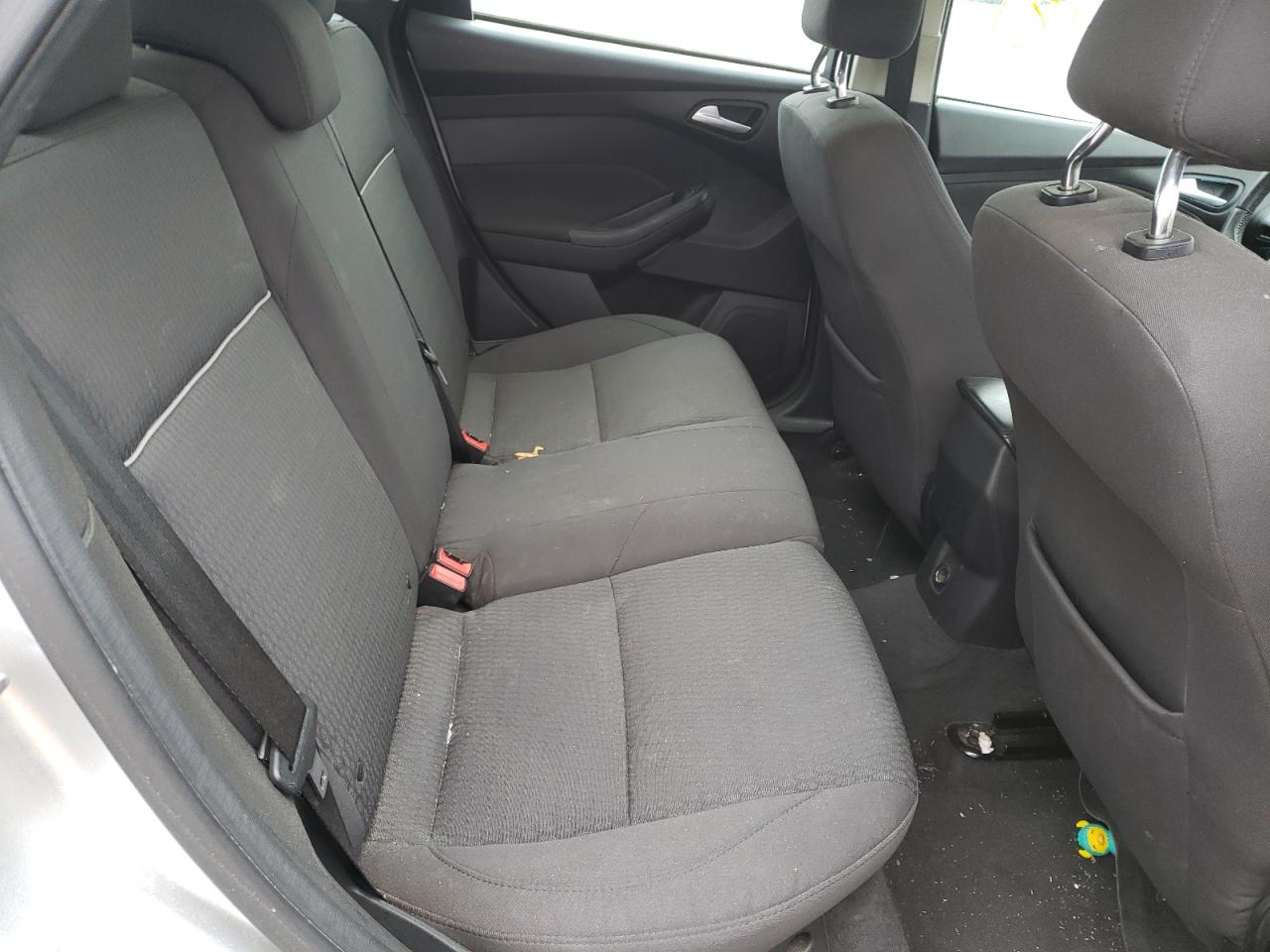 Photo 6 from auction – 2012 FORD FOCUS SEL with VIN 1FAHP3M22CL357667