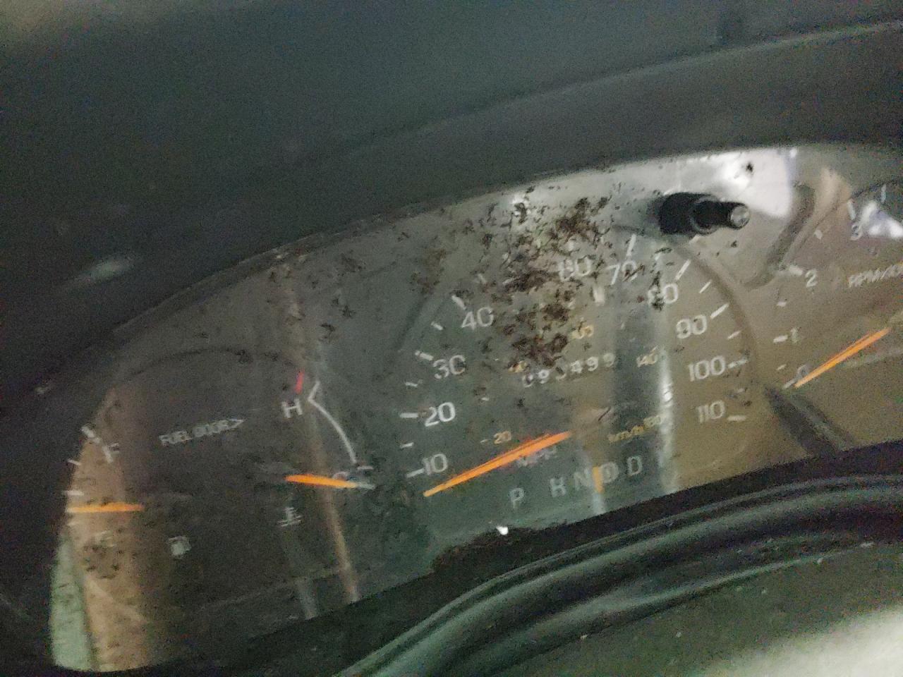 Photo 8 from auction – 1996 FORD TAURUS GL with VIN 1FALP52U5TA143553