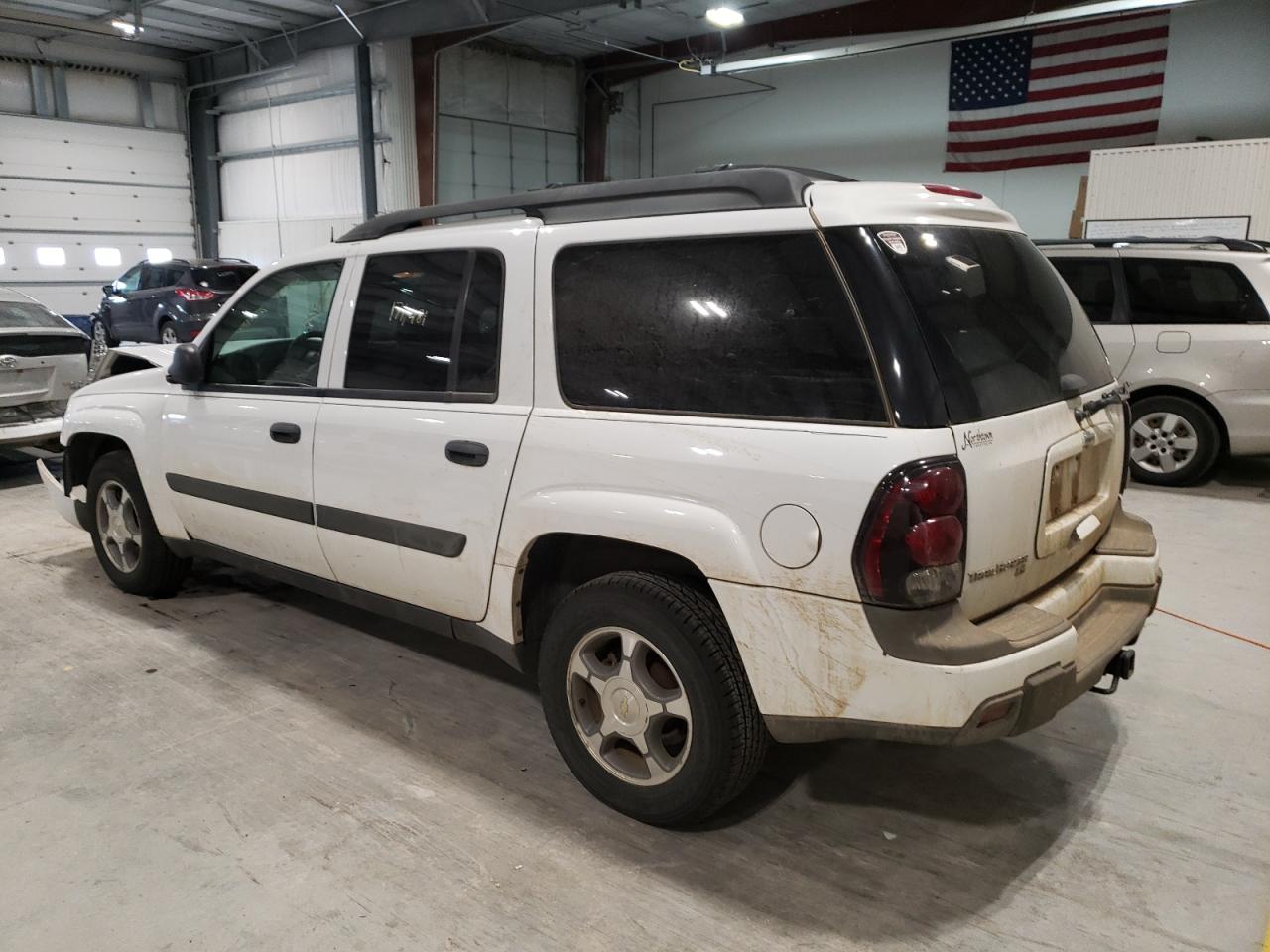 Photo 3 from auction – 2005 CHEVROLET TRAILBLAZE with VIN 1GNET16SX56102199
