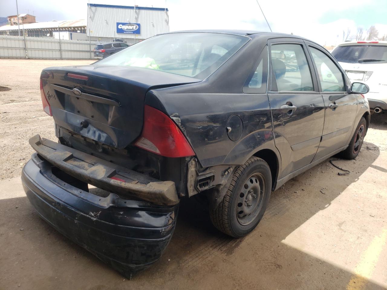 Photo 4 from auction – 2003 FORD FOCUS LX with VIN 1FAFP33PX3W316349