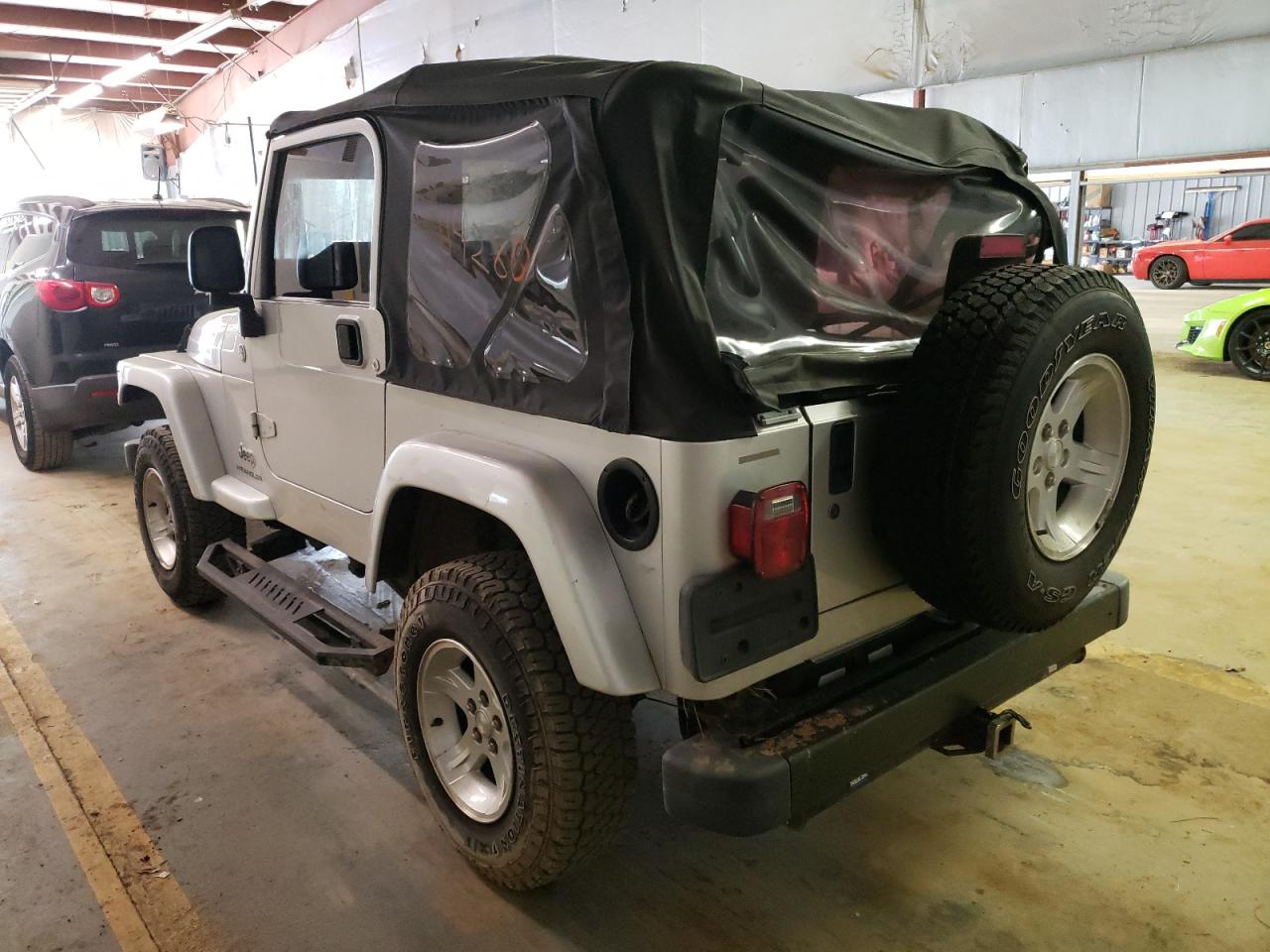 Photo 3 from auction – 2005 JEEP WRANGLER X with VIN 1J4FA39S45P377274