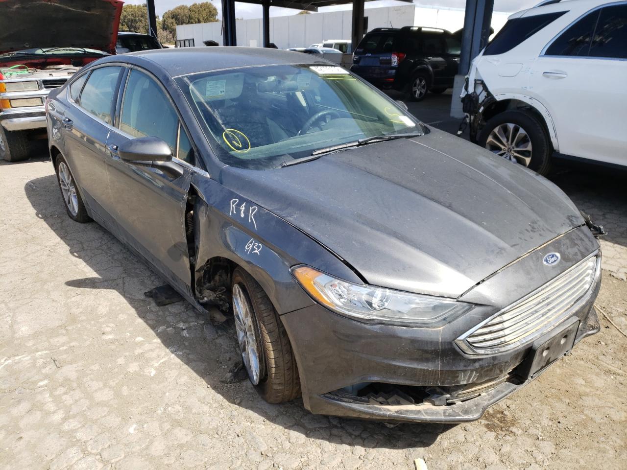 FORD FUSION SE 2017 with VIN 3FA6P0H74HR277484 - Photo from auction