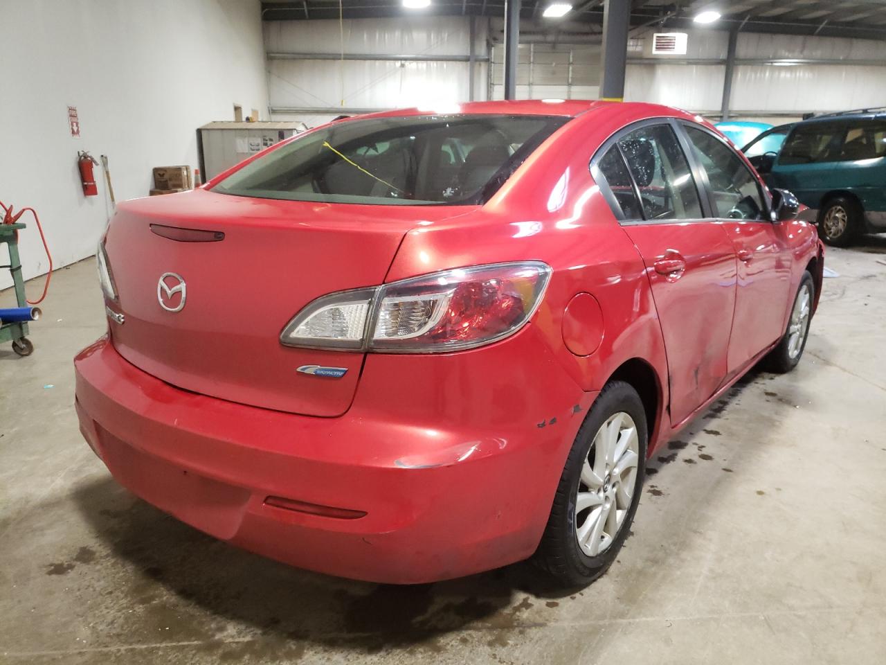 Photo 4 from auction – 2013 MAZDA 3 I with VIN JM1BL1V81D1709153